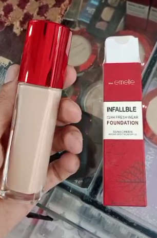 Emelie Infallible Fresh Wear Liquid Foundation With Sunscreen