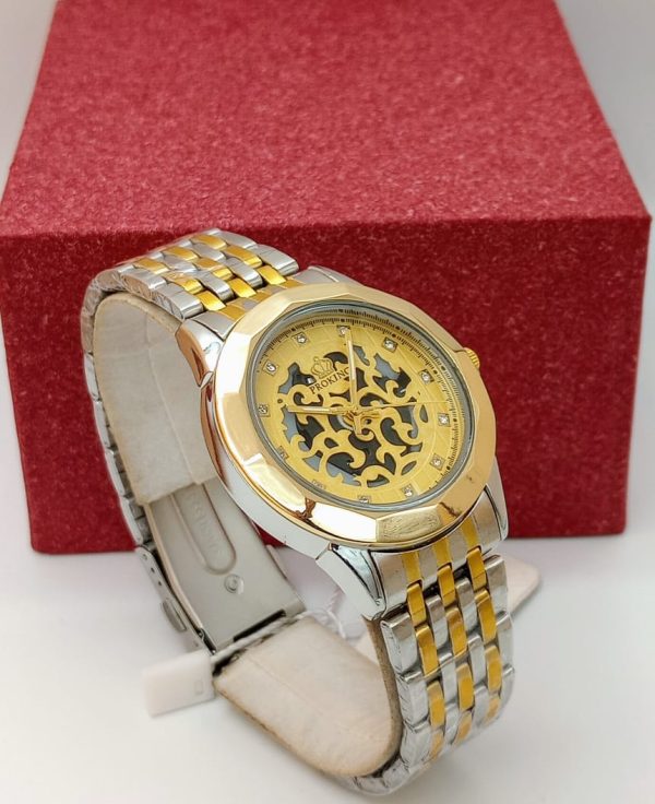 Ma1 Pro King Gents Silver Gold Wrist Watch