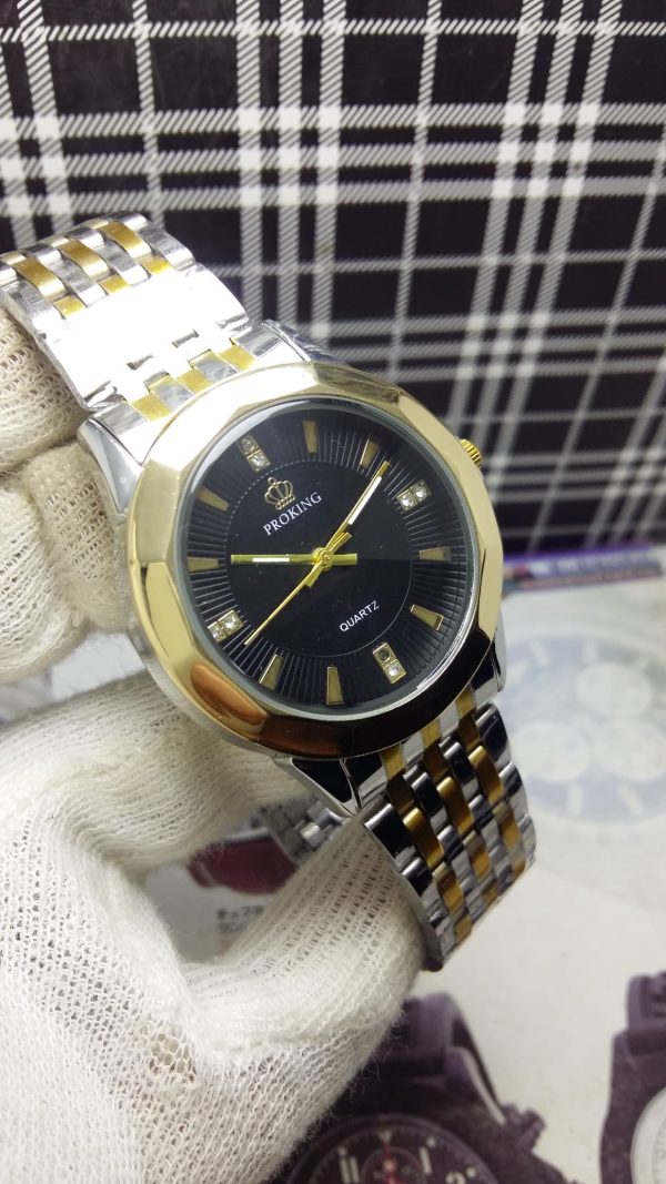 Ma1 Pro King Gents Silver Gold Wrist Watch