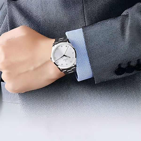 Rado Men’s Formal Wrist Watch With Stainless Steel Chain