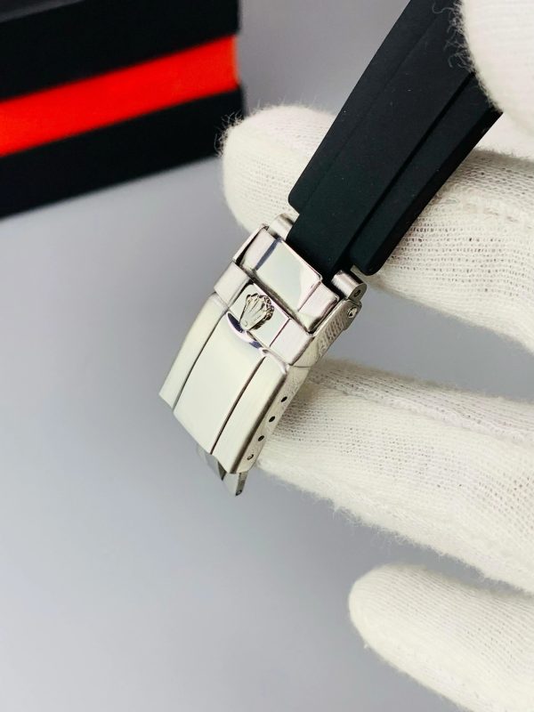Rolex Oyster Perpetual Luxury Timepiece – Timeless Stainless Steel