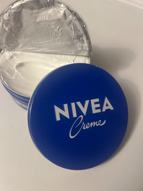 Nivea Tin Cream – Deep Moisturizing Formula For Soft & Smooth Skin 150ml